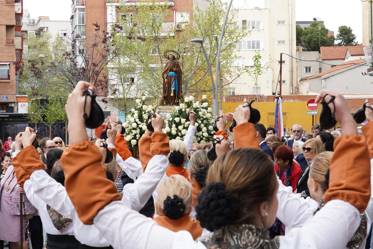 📸 #Fotos | Del 3 al 7 de abril los vecinos y vecinas de #Alcorcón han disfrutado de numerosas actividades para todas las edades 🧵⬇️