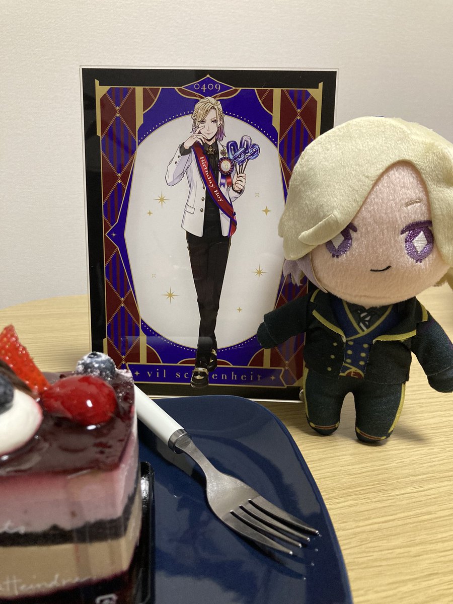 ShuM1n's tweet photo. ヴィル様お誕生日おめでとうございます https://t.co/RSxWmewW3g