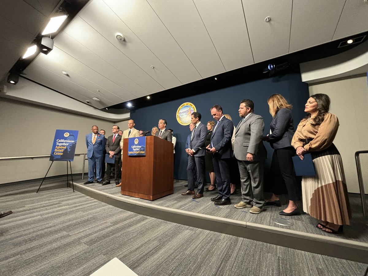 Ashley Zavala tweet media