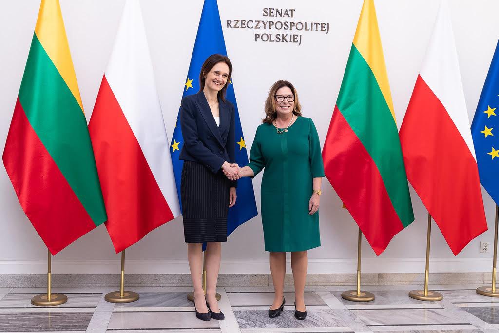Productive meeting with Polish Senate Marshal @M_K_Blonska, discussing the ongoing & future bilateral and regional cooperation. Grateful for her warm hospitality and insightful discussions on key issues. 🇱🇹🤝🇵🇱