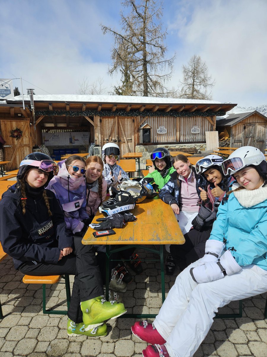 Our Year 9 students hit the slopes in the Italian Dolomites over Easter for the annual ski trip ! They had a wonderful time filled with great ski-ing, laughter, sunshine and flourishing friendships, and of course delicious food! 💙🚡🍕 #together #aware #empowered
