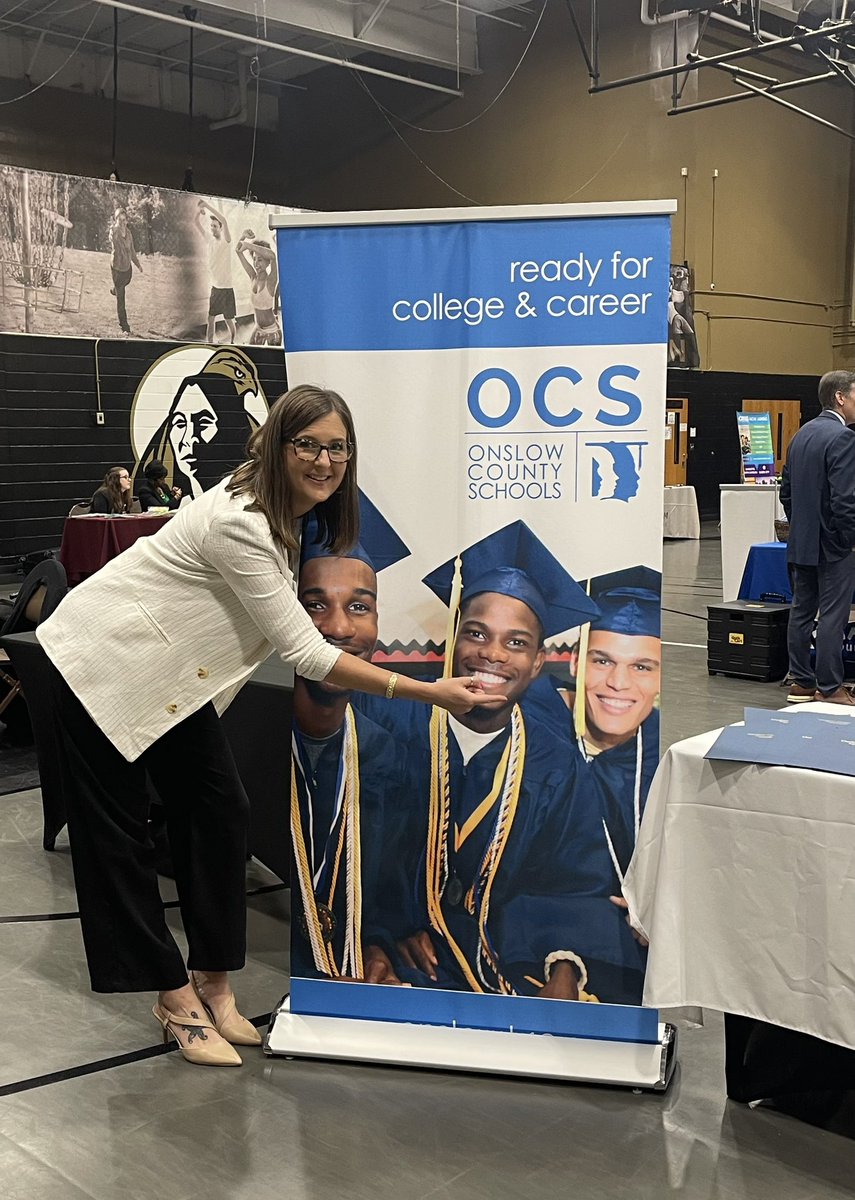 Heather L Findeisen (@hlfindeisen) on Twitter photo Today I have the honor of representing the best school district in NC at UNC Pembrokeās Job Fair! <a href="/OnslowSchools/">Onslow County Schools</a> <a href="/ocsinstruction/">@ocsinstruction</a> Today I have the honor of representing the best school district in NC at UNC Pembrokeās Job Fair! <a href="/OnslowSchools/">Onslow County Schools</a> <a href="/ocsinstruction/">@ocsinstruction</a>