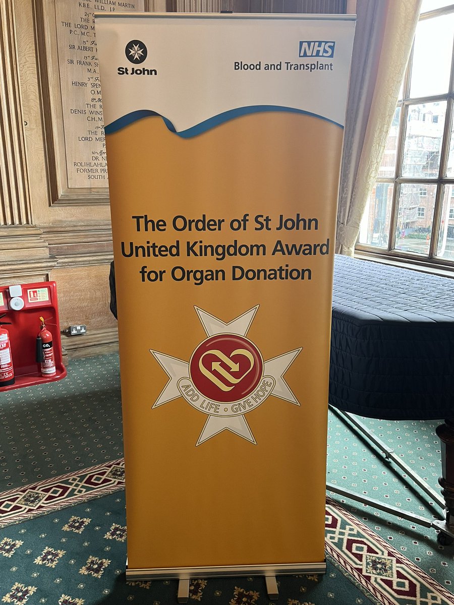 LordLtWY's tweet photo. A very moving ceremony today at Leeds Civic Hall with @LordMayorLeeds and @BishopWakefield presenting Awards to the families of organ donors. @Yorkshire_OTDT @stjohnambulance @NHSBT Thank you to all the NHS nurses and County Priory Group members who attended. https://t.co/Nx2owFrFeT