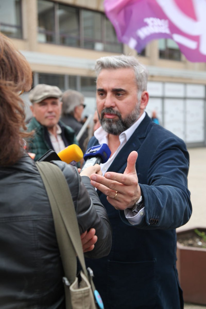 LaFI_21's tweet photo. Retour en images sur notre réunion d'hier, avec de chaleureux remerciements à @alexiscorbiere, @arashsaeidi et Valérie Jacq, pour leurs interventions, ainsi qu'aux 120 personnes qui ont participé à ce bel événement de campagne de l'#UnionPopulaire à #Dijon ! ⤵️ https://t.co/7Z3wspbihe