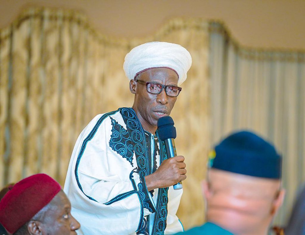 UwakDan's tweet photo. Responding, the Chairman of the League of Imams, Akwa Ibom State, Alhaji Abubakar Sadiq, has thanked Gov. Eno for the love and cordial relationship that has existed with the Muslim community in the State. https://t.co/A6RAgGLpVY