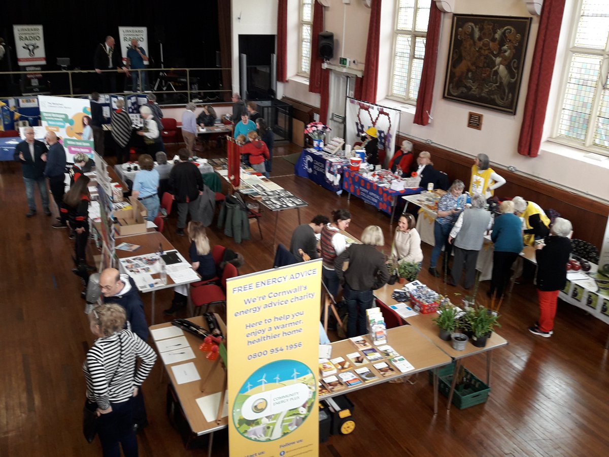 Join us next Saturday 10am-1pm in #Liskeard Public Hall for #LiskeardCommunityFair

Meet over 30 local groups and find out what they have to offer and enjoy fun and games including the chance to try out some radio equipment and speak to people on the other side of the world!