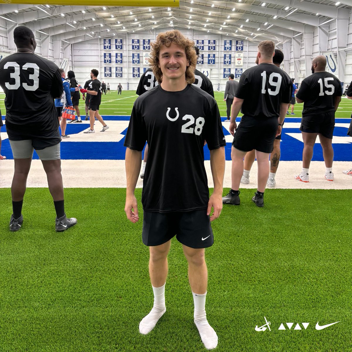 That's our guy! Kicker/punter Dylan Hillger '22 recently took part in an @NFL Pro Day after receiving an invitation from the Indianapolis Colts. #NFLDraft2024 #d3fb Proto provided by Scott Watson