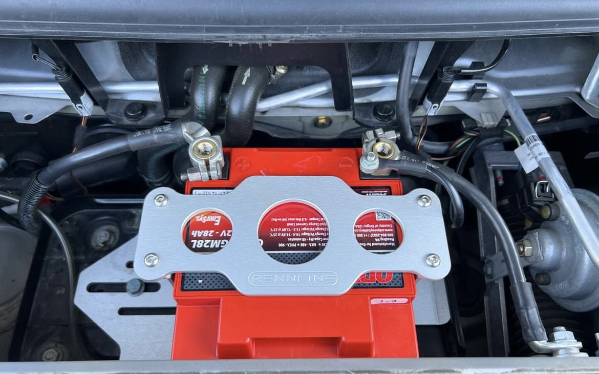 We're back with another #TestimonialTuesday! #Instagram user (987s.604) says: 'It looks good. It is lightweight and the perfect fit.' What more could you want? 🙌 #OdysseyBattery | #Testimonial