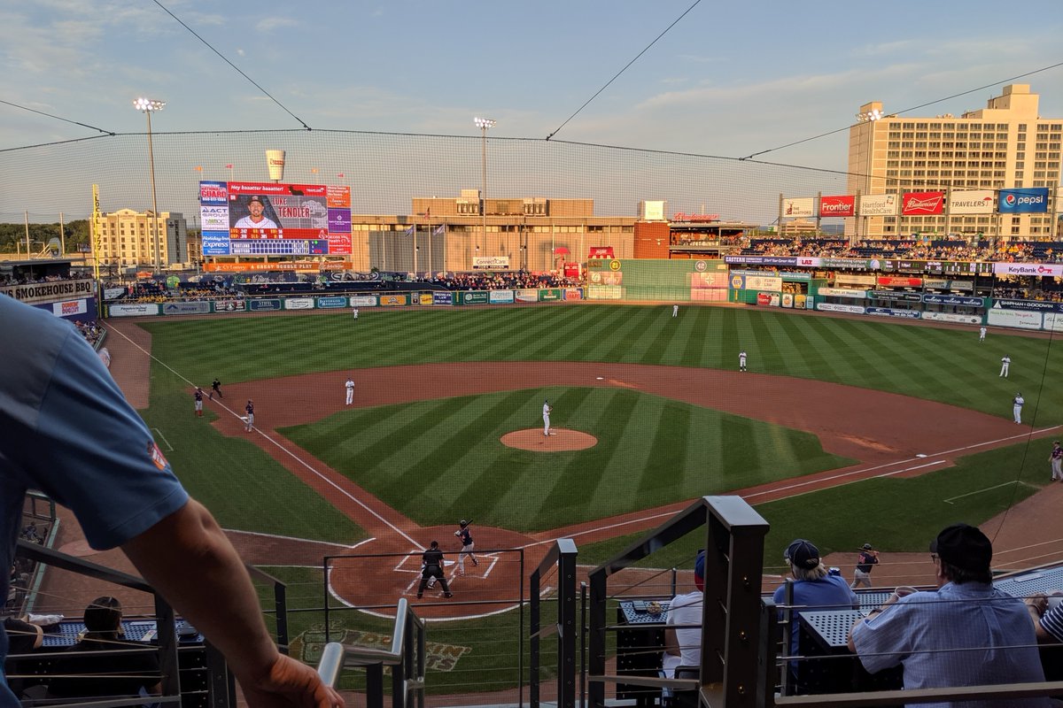 I'm excited for the start of baseball season. Happy opening day @GoYardGoats! Everybody get to Dunkin' Park tonight! ⚾️🧢