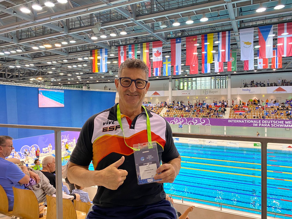 💥O vigués Chano Rodríguez retírase. Tras 29 anos na elite mundial da natación adaptada, con 6 Xogos Paralímpicos e 16 medallas (8 ouros, 4 pratas e 4 bronces), Chano, de 67 anos, pon fin á súa carreira.
➡️O xoves lerá un comunicado e explicará en rolda de prensa os motivos.