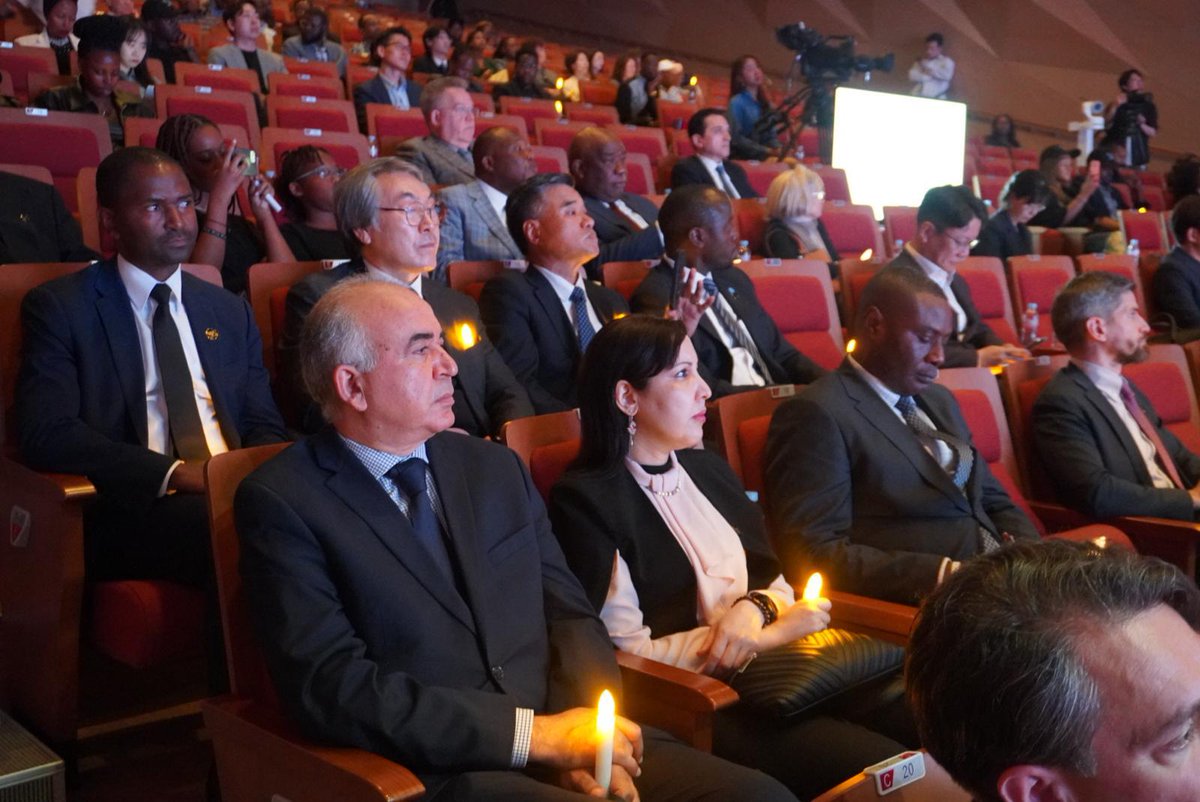The Embassy was joined by over 120 attendees, including 55 Ambassadors, members of the diplomatic corps, the Deputy Minister of Foreign Affairs of Korea, Rwandan Community and friends of Rwanda, in the 30th Commemoration of the 1994 Genocide against the Tutsi in Rwanda #Kwibuka30