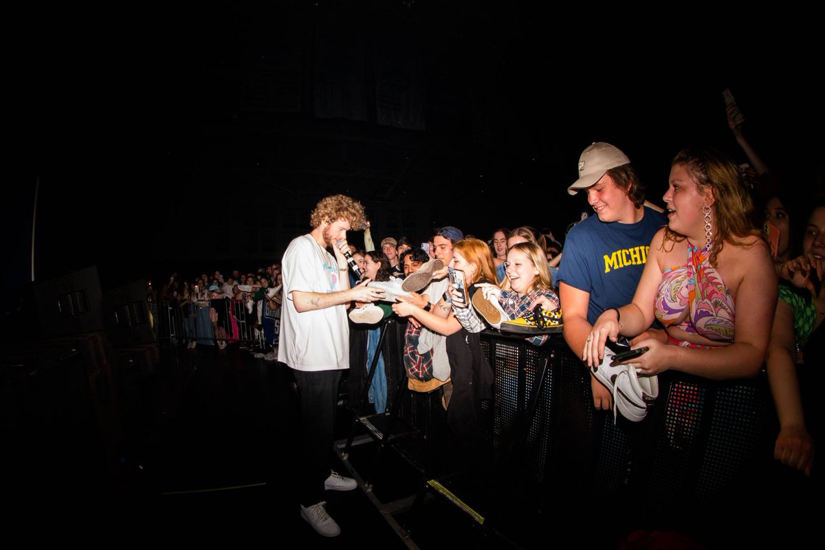 There have been some big-name performers over the decades at GVSU. Who was your favorite you saw during your time? From Tina Turner to Dan + Shay, read all of the artists GVSU has hosted in the past at gvsu.edu/s/2FM 🎫🎶