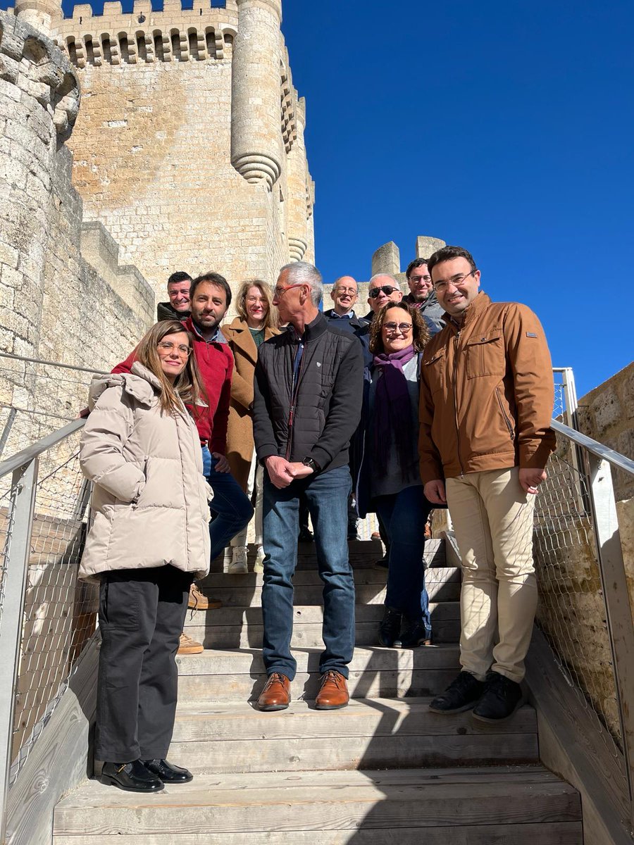 Today, the EPR Board met at the historic Peñafiel Castle in Spain 🇪🇸 to tackle strategic and organisational matters and support the Secretariat's work. Delighted to have the local mayor, Roberto Díez, join us for the visit!