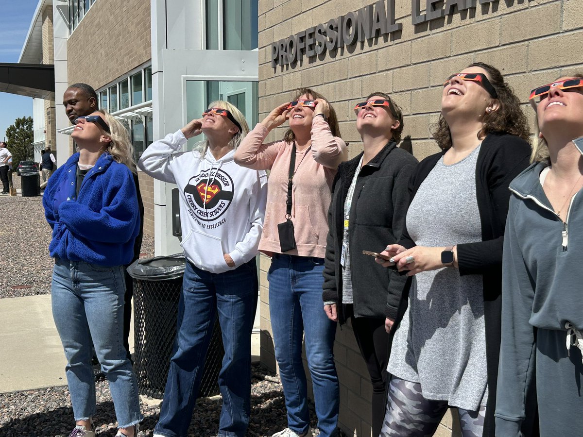 ASCA Model Training in Cherry Creek SD w/@wrightcounselor Honored to be her mentor as part of her career growth. We focused on using ASCA Student Standards to drive lesson planning. These SC’s have a dedicated leader in @counselingrocks We did check out the eclipse! @ASCAtweets