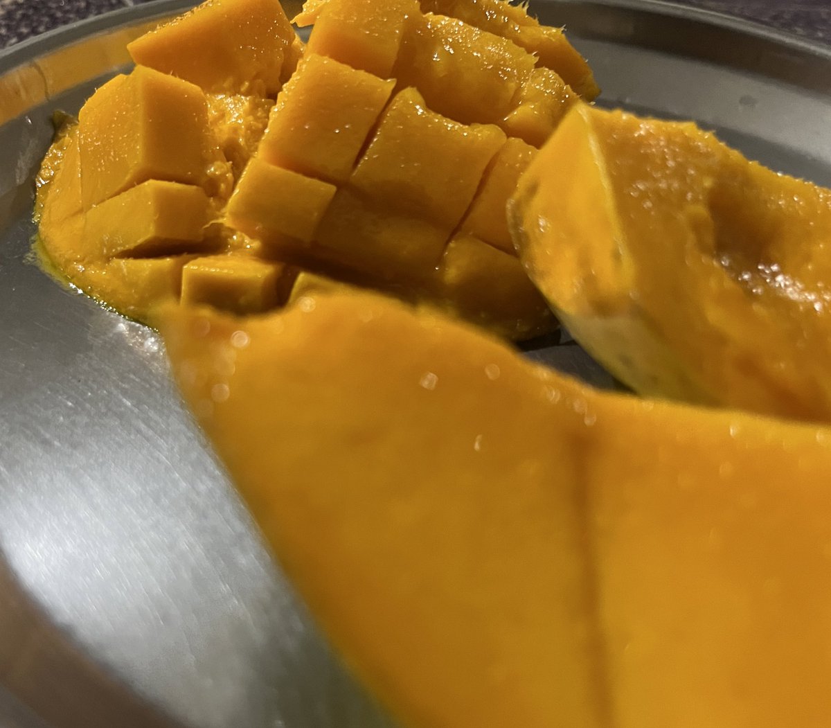 First mango of the year on new year.
#Homegrown #HappyUgadi
