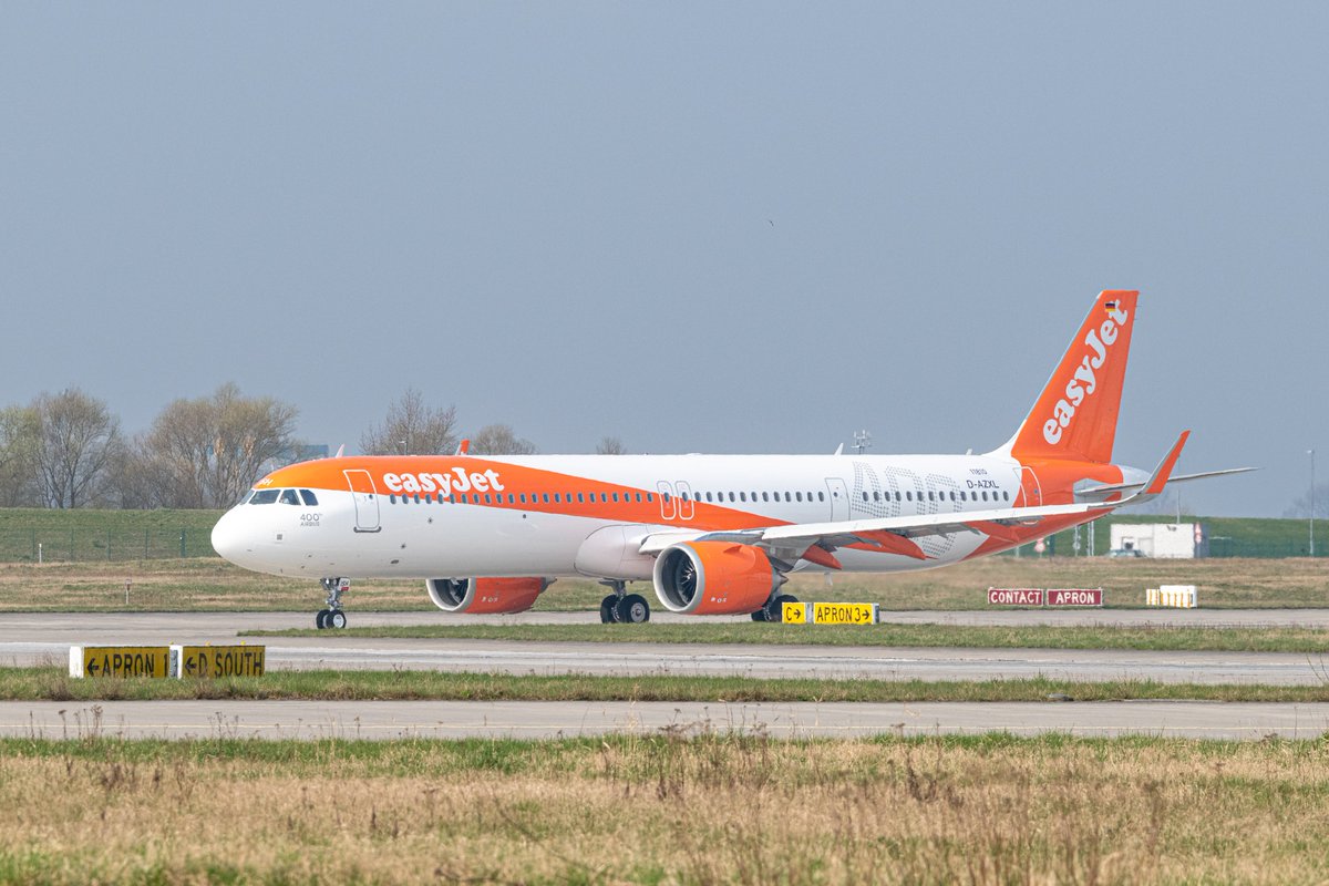 We’re honored to be under your wings, @easyJet, as we celebrate our long, successful partnership and the delivery of your 4⃣0⃣0⃣th @Airbus aircraft powered by our fuel efficient #CFMLEAP. This is another milestone of our joint commitment to build a more #SustainableAviation.