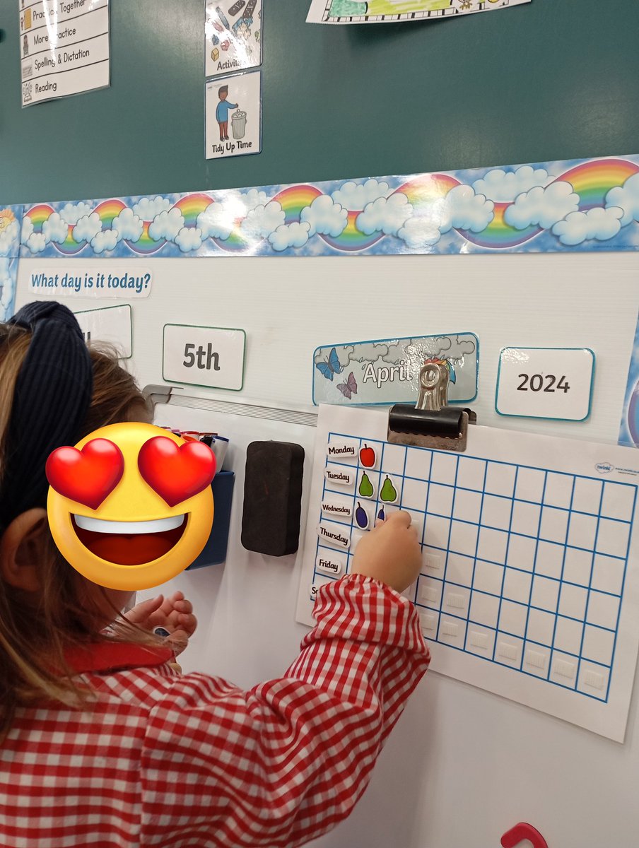 CofinoAngela's tweet photo. Maths work at Pre-Primary 3 with the Hungry Caterpillar.
@ColeParqueIn 
#literacyrocks
#crosscurricularprojects https://t.co/fRhWDpf4uk
