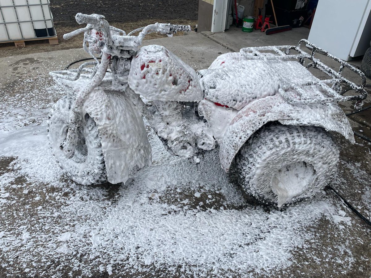 Big Red?  Nahhh.... Big White 🫧✨👌

Let us know below if you're a 3 wheeler survivor 🤣