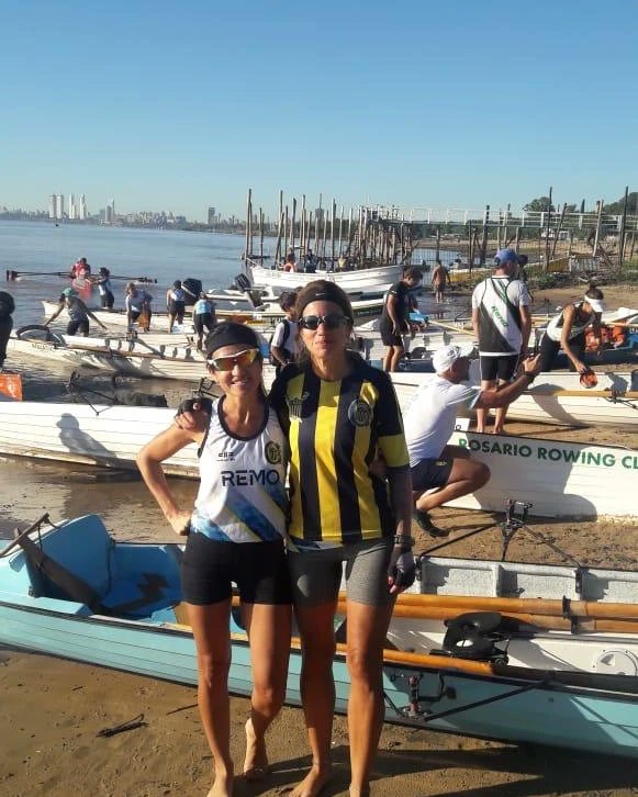 CARCdeportes's tweet photo. #Remo 🇺🇦🚣🏼 Regata "Malvinas 40 aniversario"

🚣‍♂️Participó una tripulación M45  con A. Fraga , F. Rilow y P. Miranday , consiguiendo 2do puesto en su categoría y  el puesto 9 en la general.
Otra tripulación fuera de programa con A. Castro , J. P. Urrutia y S. Cambiaso de Regatas. https://t.co/YxBk23keY4