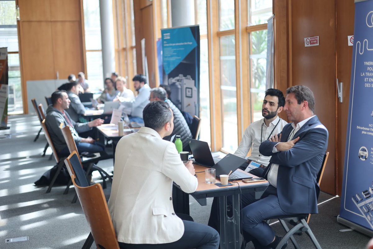 Premium Contact tweet media