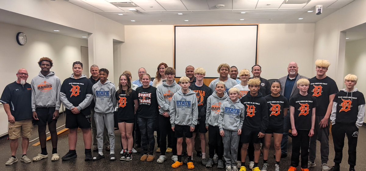 At their meeting Mon., Mayor Cohen Barnes & City Council recognized the DeKalb middle school wrestlers, who won the state championship last month! The team had an outstanding season, surpassing 1,000 dual team wins this year and finishing with a 27-3 record. #proudlydekalb