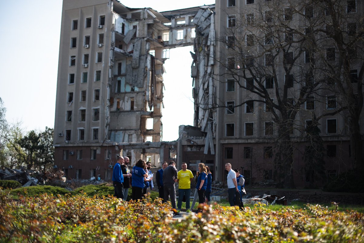 Today, I saw first-hand some of what the people of Mykolaiv, Ukraine have endured. Yet despite frequent power cuts, destroyed infrastructure and continued missile strikes, they still hope for a peaceful tomorrow. IOM stands with them, working w/ partners to help those in need.