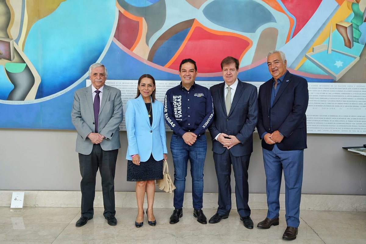 EnriqueVargasdV's tweet photo. Iniciamos nuestro día 40 de campaña, en reunión con la Comunidad Judía de México, a quienes agradezco su gentil invitación para platicar acerca de mis propuestas de campaña para representar a las y los mexicanos, en el Senado de la República. (1/2)

#VargasXEdomex
#VargasSenador https://t.co/yC6eZphxeb