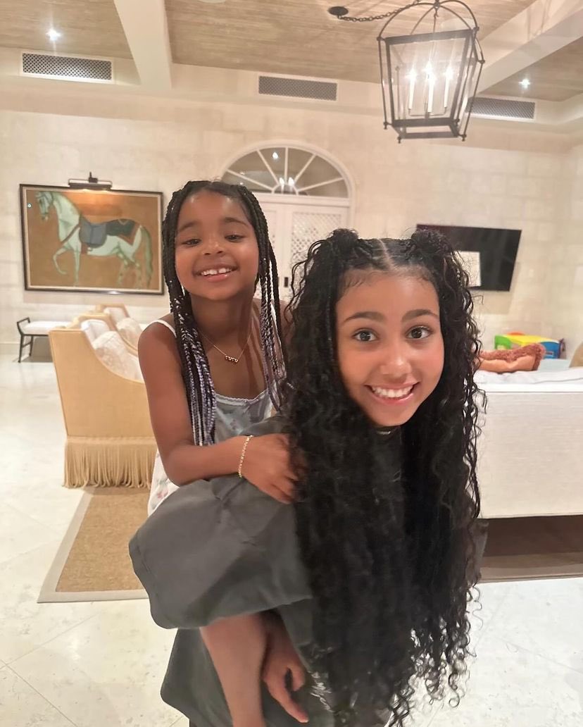 Kim Kardashian tweet media