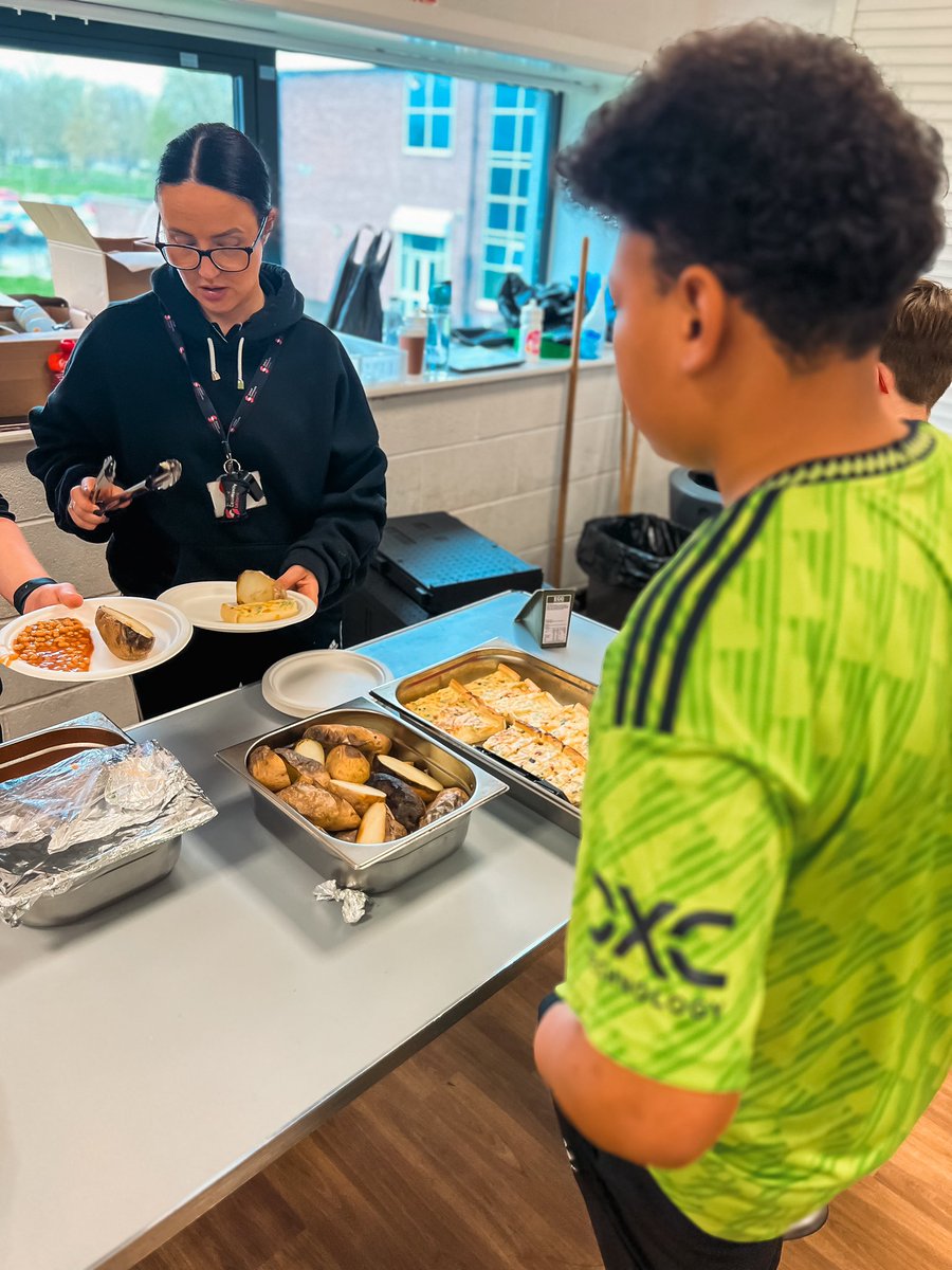 Day 2 of Easter at Irlam & Cadishead Leisure Centre Once again, we have had a busy but entertaining day. Thanks again for giving our young people the means to express themselves through Boxing. @walkdenabc @salfordleisure @salford_council #HAF24 #activecommunities