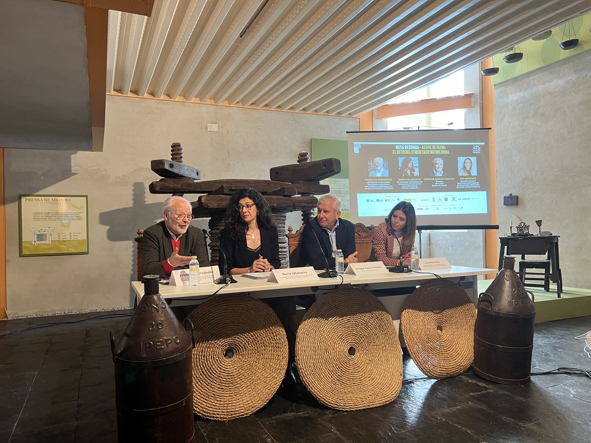 🇬🇧 Today, from Mora (Toledo), at the conference 'Aceite de oliva: el reto del etiquetado nutricional' event

Many thanks to all the speakers, sponsors, collaborators, and attendees! 🫶

🔜 See you at the next #OnTheRoadToOOWC2024 action

#OliveOilWorldCongress #AOVE #OliveOil
