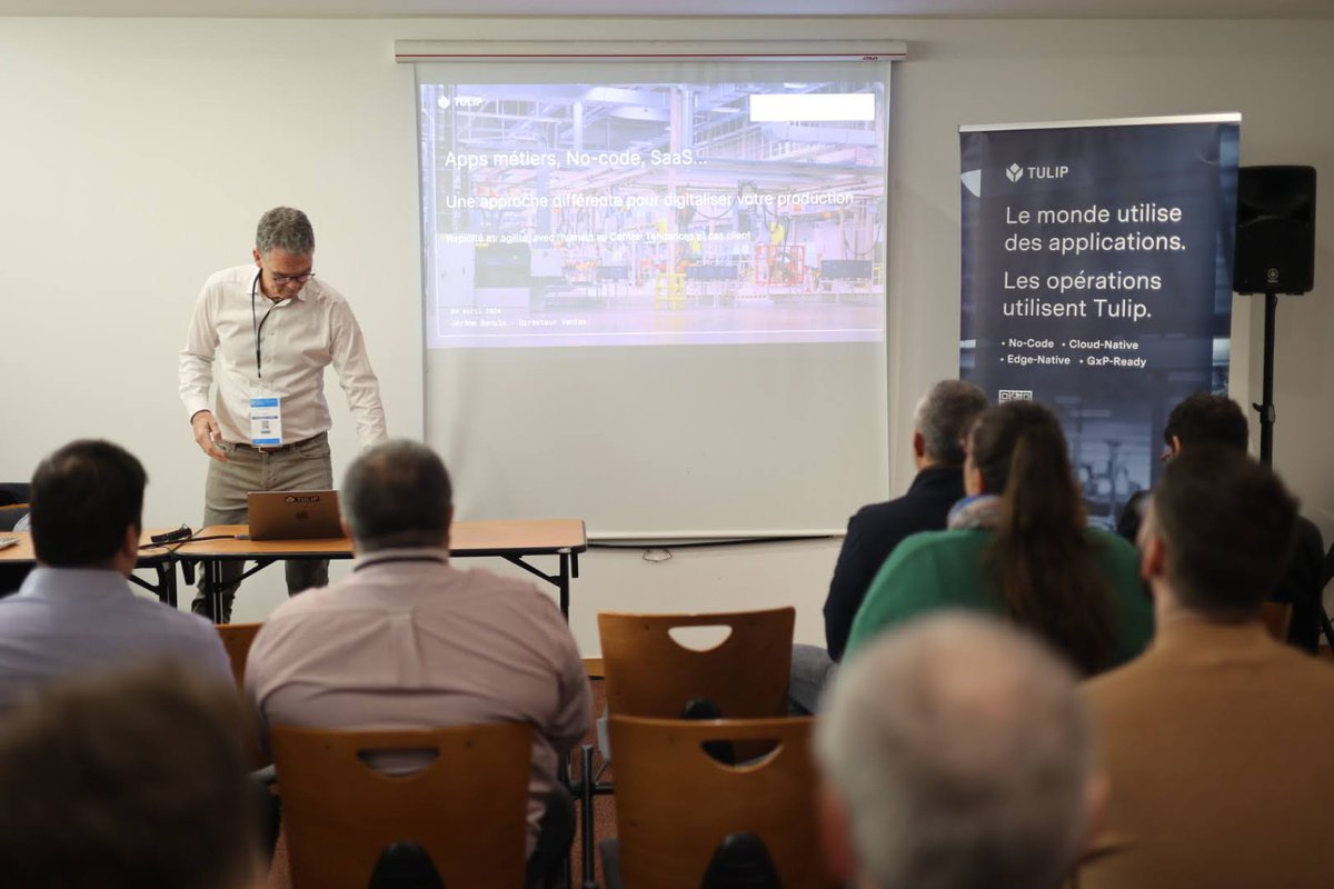 Premium Contact tweet media