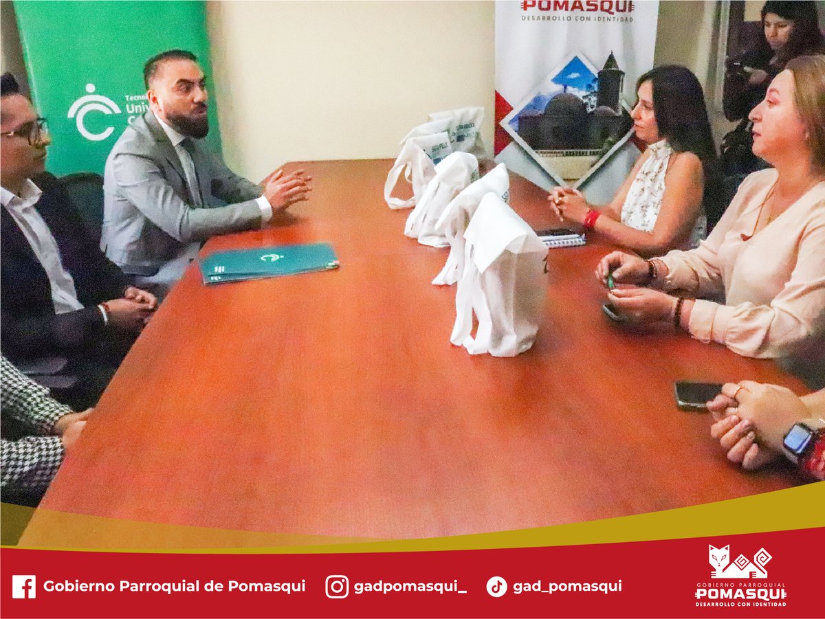 PomasquiGad's tweet photo. #Educación | Firma del Convenio de Cooperación Interinstitucional y el Convenio Específico de Prácticas Pre Profesionales, para promover programas de formación, programas de prácticas pre profesionales y el otorgamiento de becas de estudio a la comunidad.
@irinamora04 https://t.co/rlbGJko9Ra