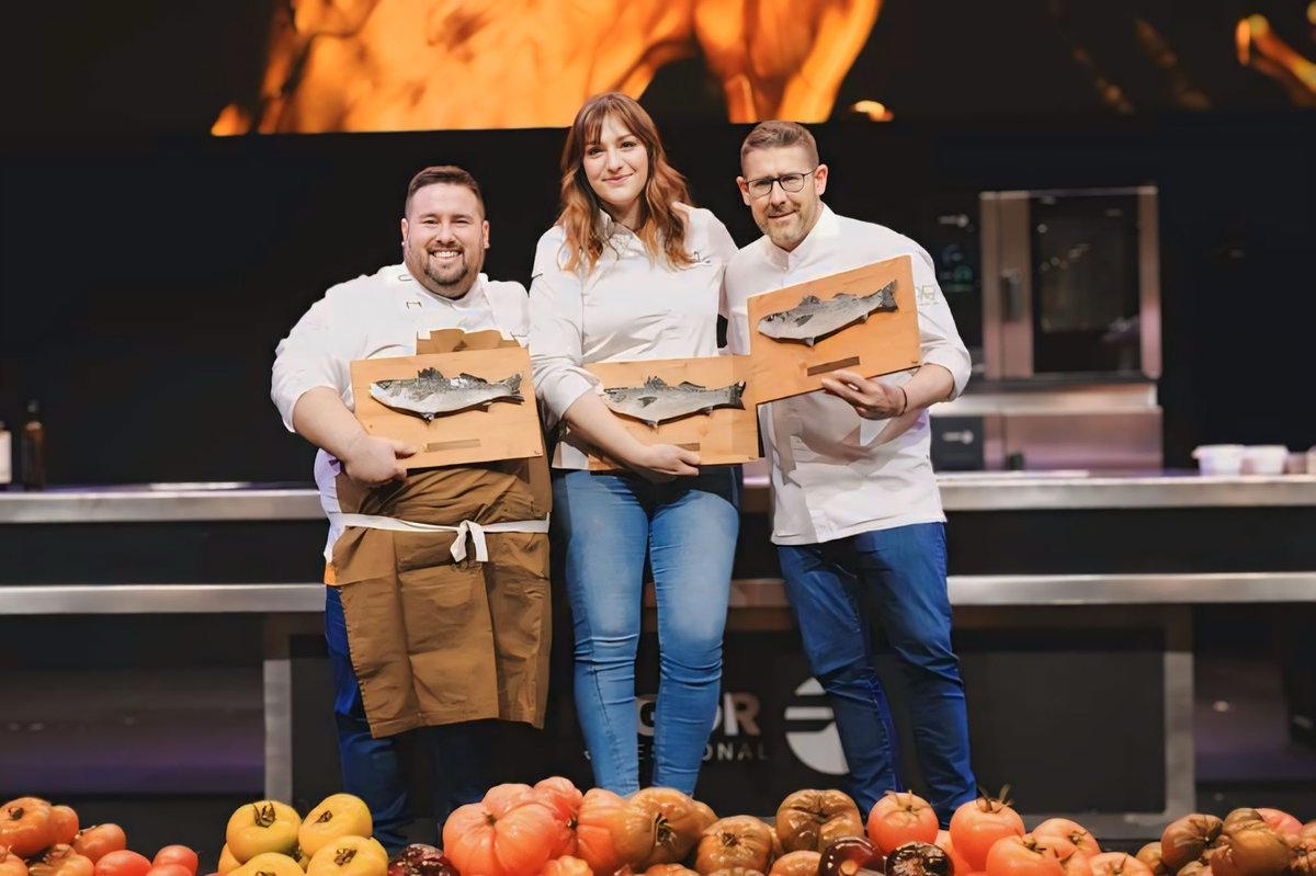 Sostenibilidad en la Gastronomía: ‘La Torre by Marañón’ y la chef Mª José Martínez premiados en Madrid Fusión 2024
iconiceco.es/sostenibilidad…
#españa #madrid #gastronomia #hastro #gastronomico #foody #foodstagram #chef #chefs #cocina #madridfusion #restaurante #premio #cocina