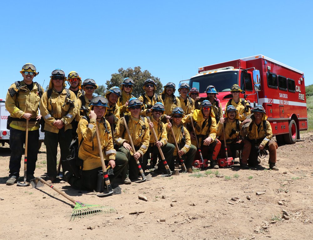 The CA Conservation Corps and CAL FIRE join forces to safeguard communities from wildfires & cultivate firefighting & forestry expertise. Corp members gain valuable hands-on experience. Learn more: tinyurl.com/6wfw4jj5