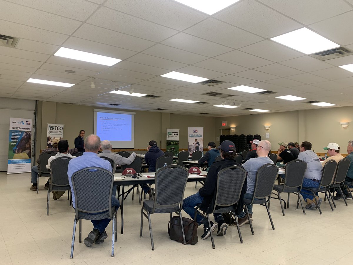 Beautiful morning to host our Growing a Successful Forage Crop in 2024 meeting in Selby today! 
First speaker of the day is <a href="/JoelBagg/">Joel Bagg</a> from <a href="/QualitySeedsLtd/">Quality Seeds Ltd</a>, speaking about alternative forage options