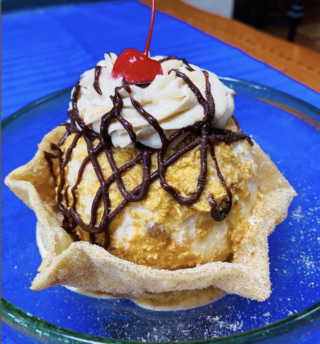 The famous Deep-Fried Ice Cream from  @Casadepico1 is the perfect weekday snack! 🤤🎉🍦
.
.
.
#CasadePico #GrossmontCenter #MexicanFood #LaMesa #supportlocalsd #SanDiego #sdliving #SanDiegoFood #youstayhungrySD #EatDrinkSD #SDFood #SDFoodie