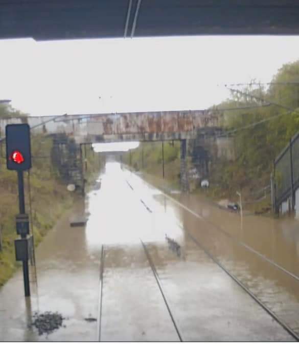 So the ECML is now flooded quite badly at Killingworth (not my pic). Do not give our staff platform facing or soc media teams any grief as it is way out of their control.