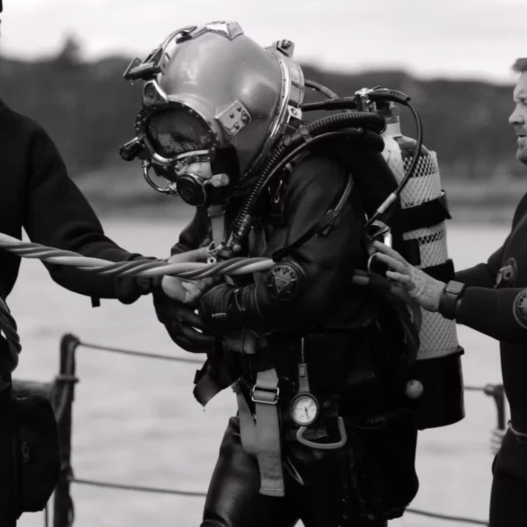 Dive with Confidence! Discover why Northern Diver is the trusted choice for elite forces worldwide. Our Military Department offers cutting-edge solutions for Clearance Divers, EOD Teams, Combat Swimmers, & more. Explore our range:ndiver-military.com #militarydiver #navydiver