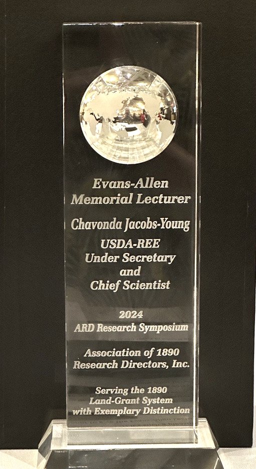 USDA Chief Scientist Dr. Jacobs-Young was recognized as the Evans-Allen Memorial Lecturer at the 2024 ARD Research Symposium. During her talk, she shared inspiring words about innovation & preparing the next generation to take on the world's greatest challenges. #USDAScience