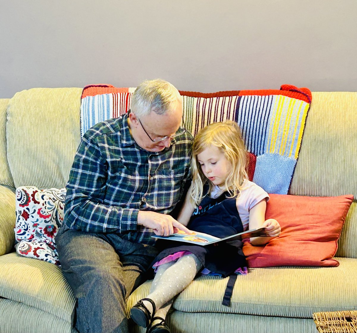 School holidays means our Junior Sparklers are in the house! ✨✨✨ If you have a child that would like to make some Grandfriends in the school holidays (with you) please get in touch. #intergenerational #Grandfriends #sparkletogether #schoolholidays