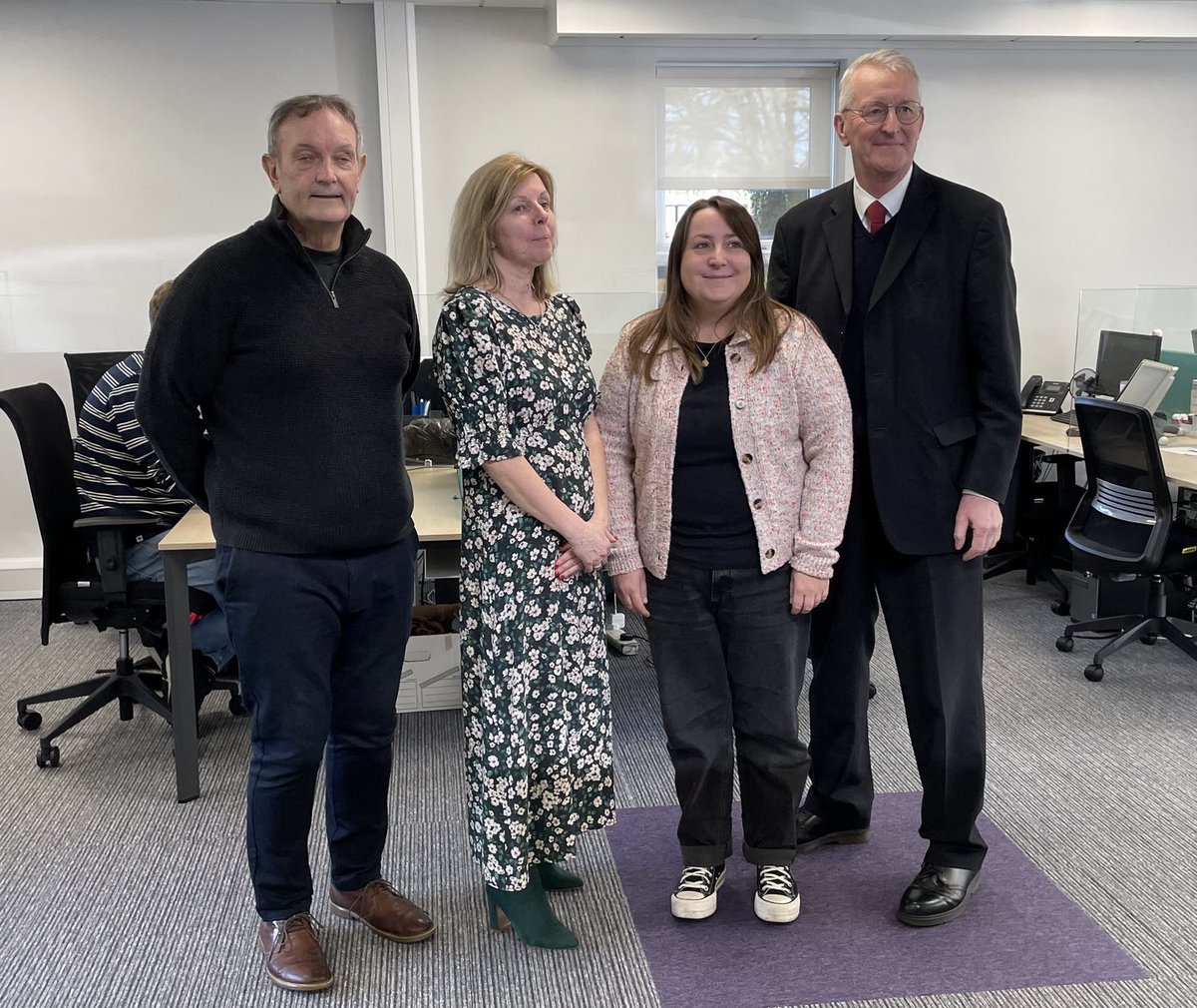 Meeting this morning with ⁦@AdviceNI⁩ about the debt and cost of living challenges faced by many people in Northern Ireland. They do such an important job day in and day out offering help and advice. Thanks for inviting me.