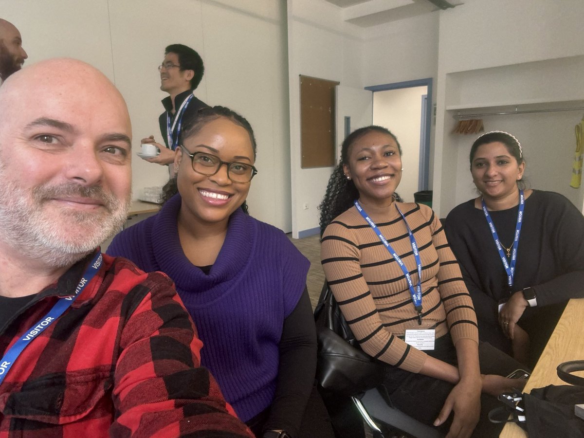 Day out with some of our #virtualward team who are participating in a focus group on new wearable technology. 
#remotemonitoring #NWLVirtualHospital
#nwlondon <a href="/NWLVirtualHosp/">Sarah Pearse</a> 
#differentwaysofworking
#HealthcareInnovation