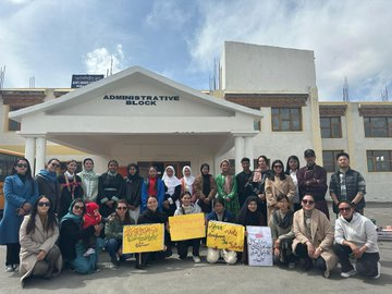 VisionLadakh's tweet photo. Political Science Dept. &amp; Electoral Literacy Club of GDC,Nubra, successfully concluded a two-day #voterawarenessprogramme on April 9.  A skit and quiz competition was organised to generate awareness about the electoral process. https://t.co/GXuBYr6zGQ