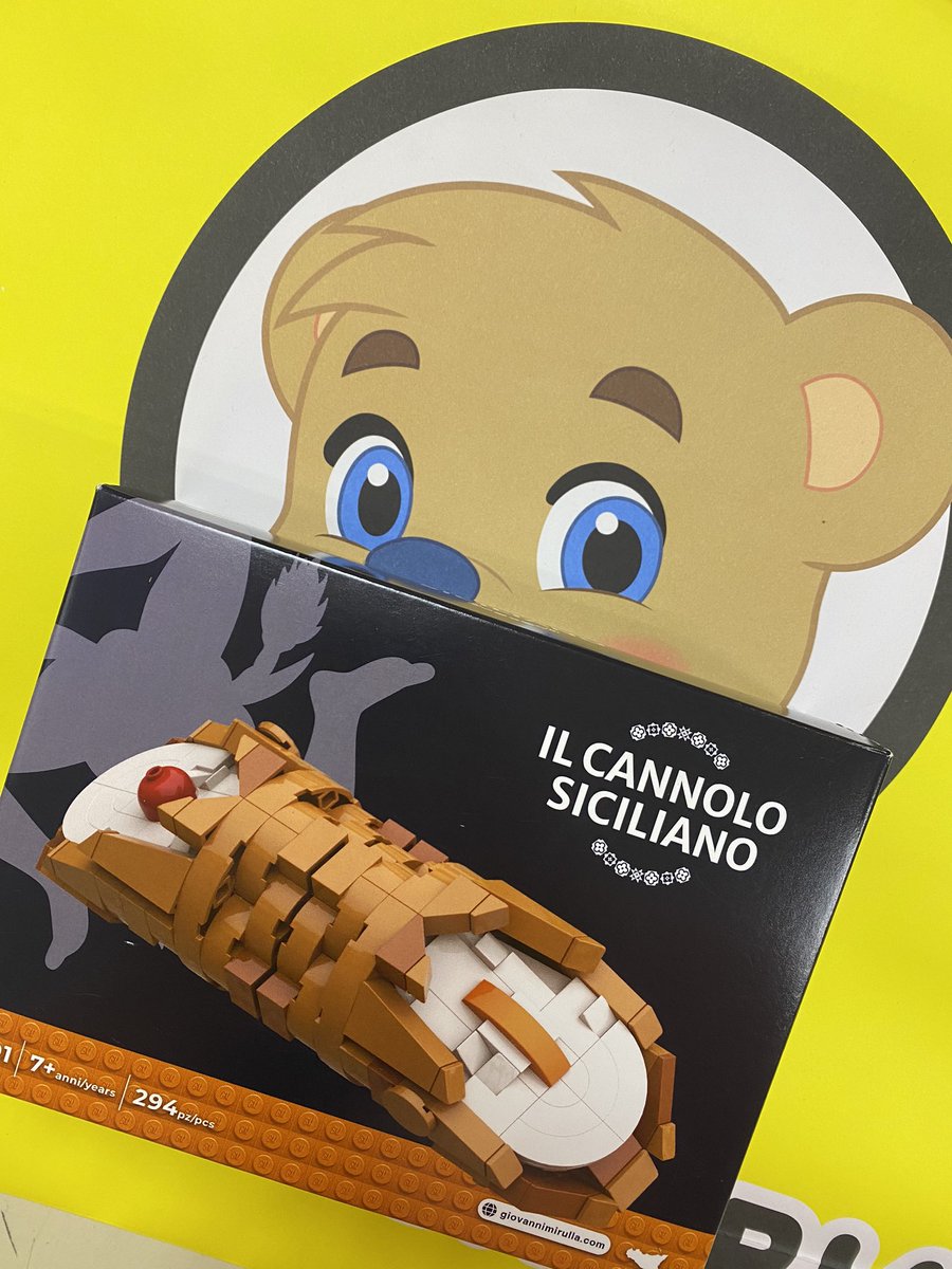 GiocheriaCefalu's tweet photo. ECCO A VOI SUA MAESTÀ! 👑“Il Cannolo Siciliano | U Cannolu Sicilianu” Set costruzioni “AUTHENTIC SICILIAN ICON”#cannolo #siciliano #lego #giocheria #corsoruggerocefalù #giocheriacefalu #cefalù #sicily #sicilia https://t.co/Id7IQfdgY2