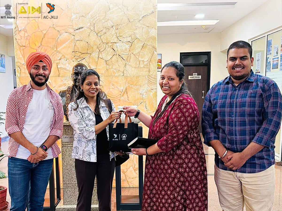 Social Alpha paid a visit to JKLU to explore the incredible incubation environment nurtured by AIC-JKLU. Our encounter sparked synergies focusing on eldercare and climate change, igniting our enthusiasm for future collaborative endeavors in these vital fields. #AICJKLU