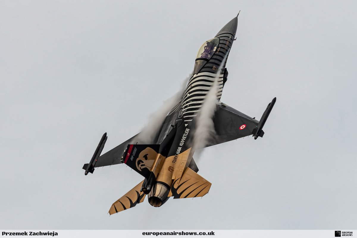 𝐀𝐈𝐑𝐒𝐇𝐎𝐖 𝐍𝐄𝐖𝐒: The Turkish Air Force's SoloTürk will be performing its Finnish Airshow debut this year at the Vaasa Airshow, the largest airshow in Finland.

Read more on our website by clicking the link below.

europeanairshows.co.uk/news/soloturk-…