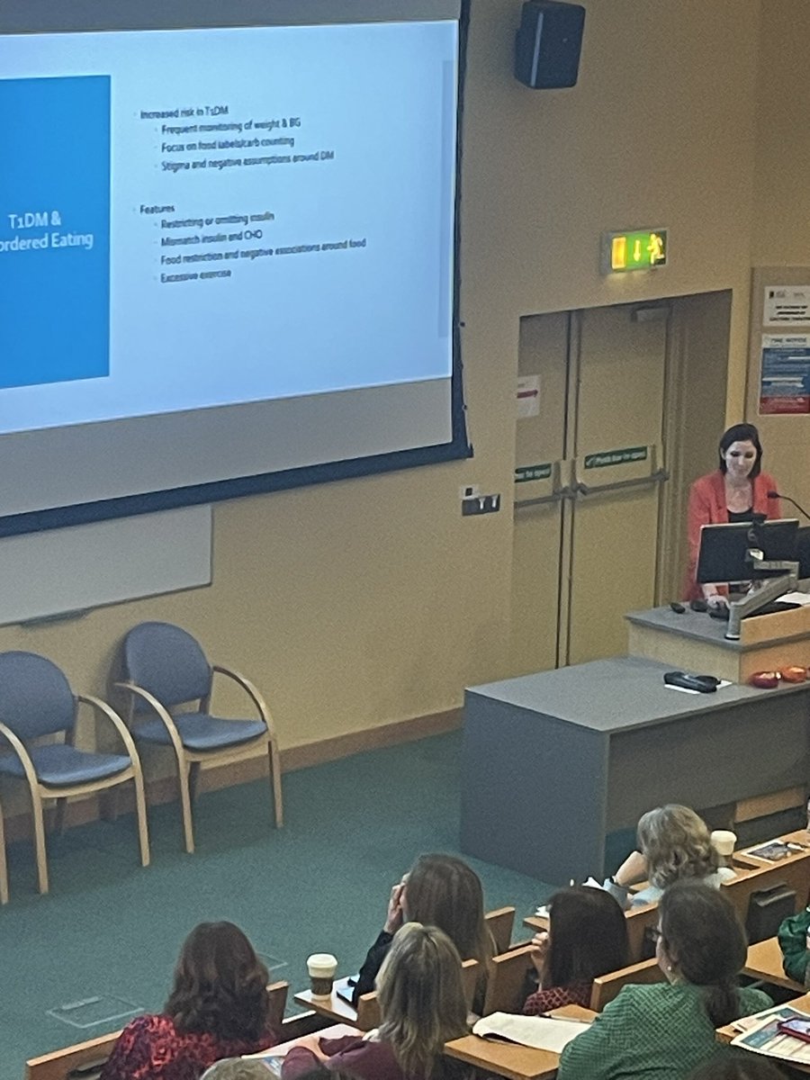 @CUH_dietitians Shirley Beattie giving an excellent talk on the importance of good transitional care in Type 1 diabetes @CUH_Cork @FavierSinead @siobhanmh @RosieShhehan1