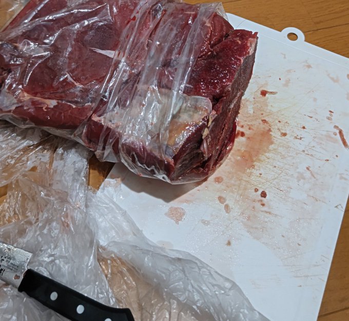 馬肉ブロック5キロ
しばらく肉には困らなさそう 