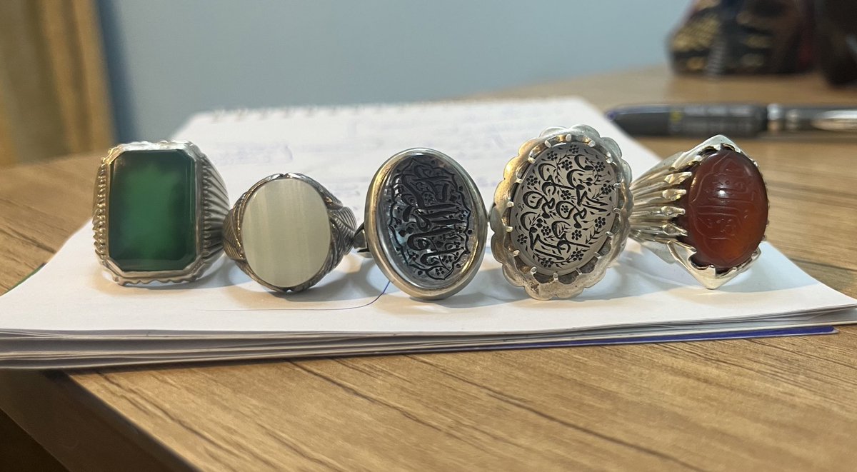 amorahim_ir's tweet image. بهترین انگشتراتو منشن کن
خودم: