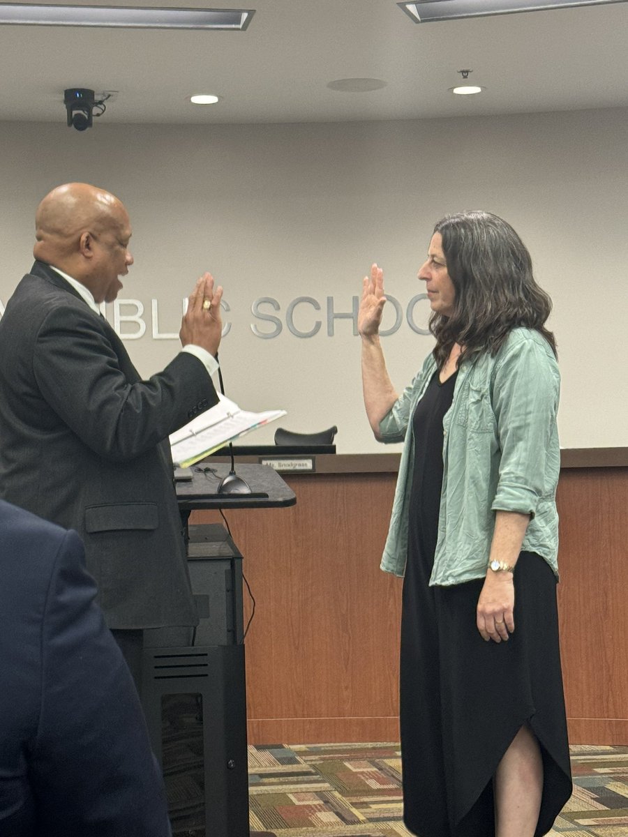 Swearing in our new and returning Board Members! Thank you for your service!